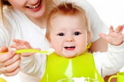 Bebeklerde Katı Besinlere Geçmenin 5 Önemli Kuralı