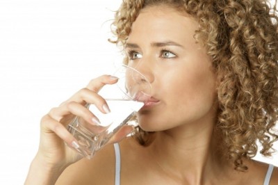 Emzirirken Su İçmenin 5 Önemli Faydası